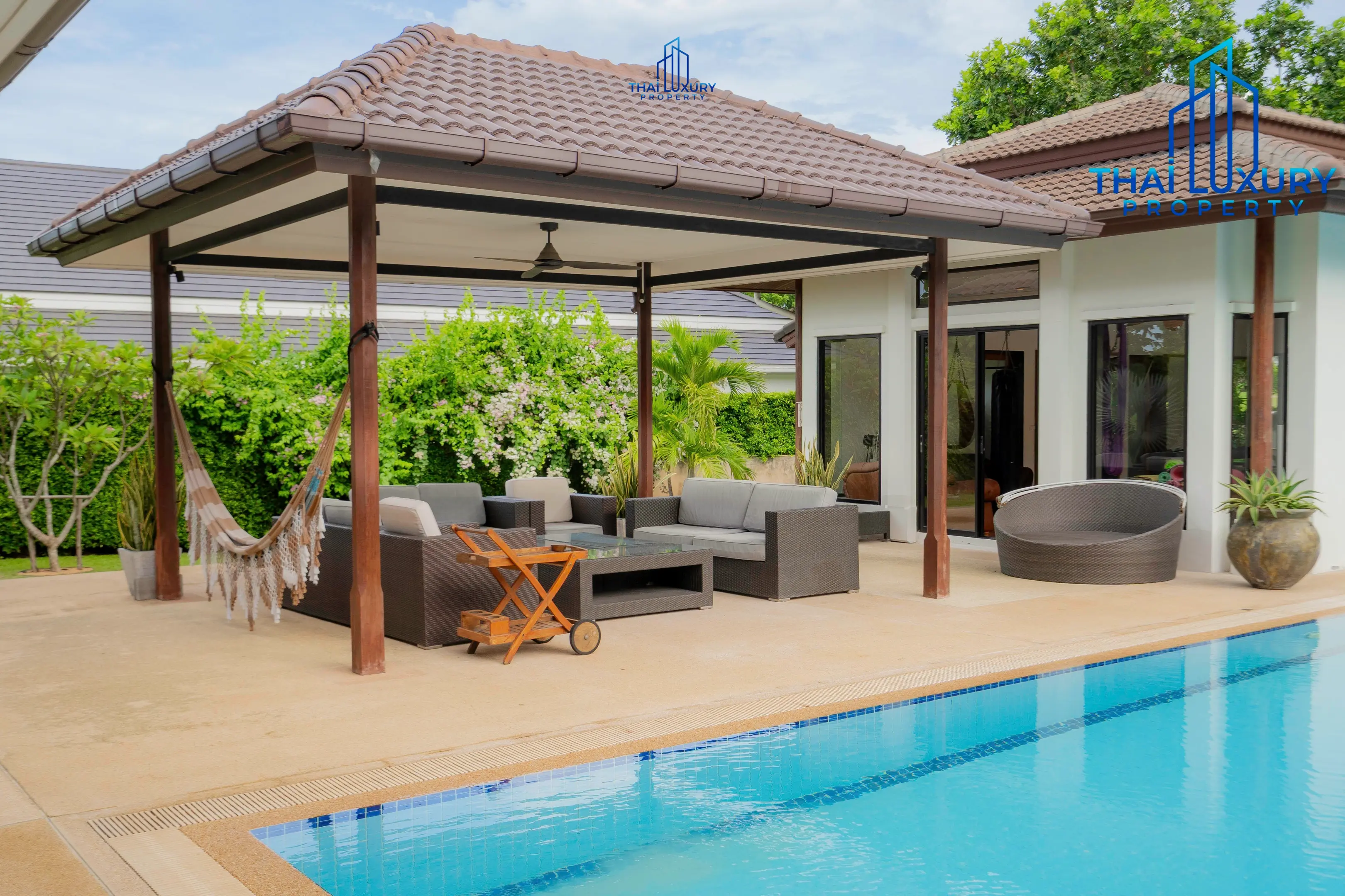 Very Large Luxurious 9 Bedrooms Pool Villa at Palm Hills Golf Course Hua Hin – Cha-Am