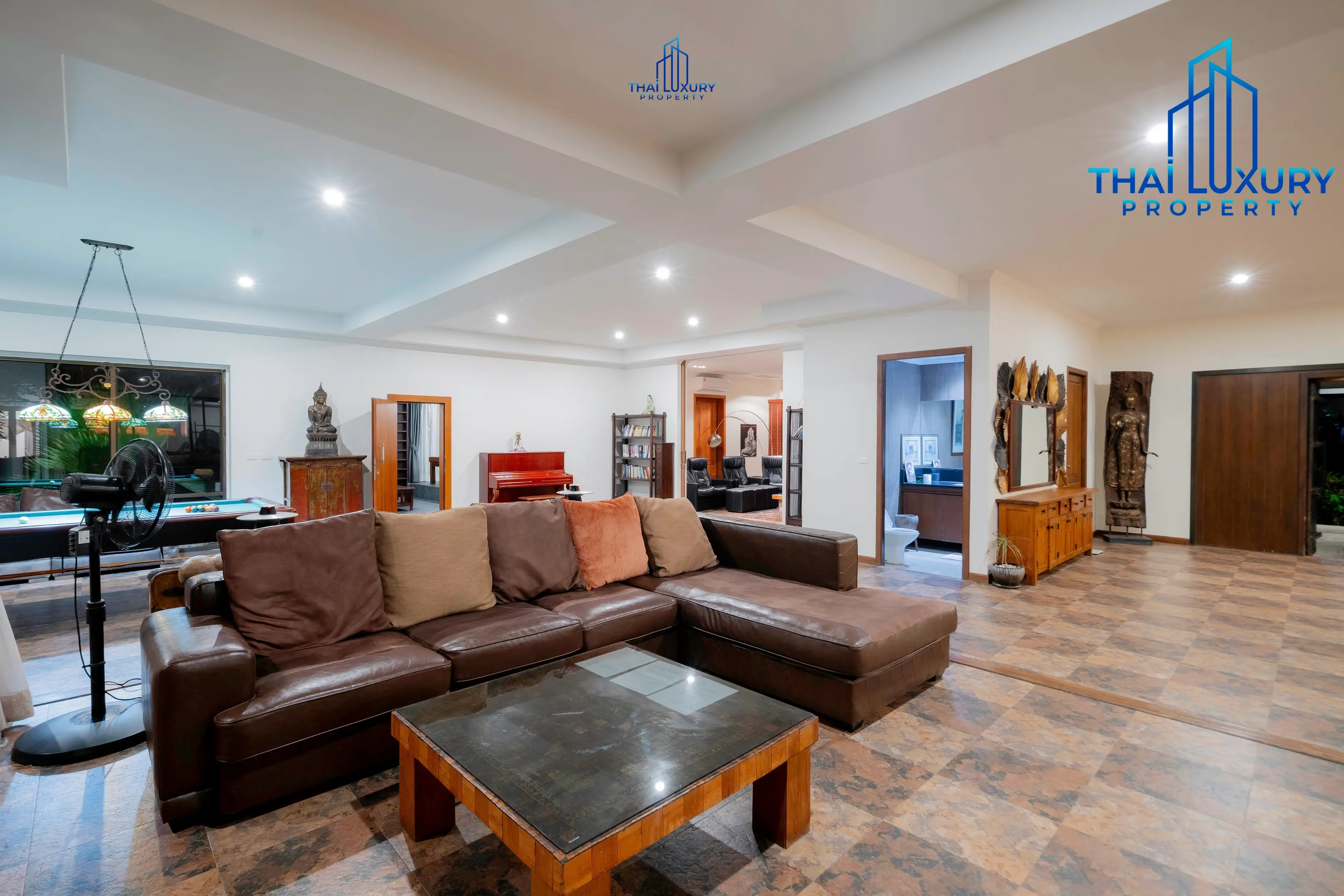 Very Large Luxurious 9 Bedrooms Pool Villa at Palm Hills Golf Course Hua Hin – Cha-Am