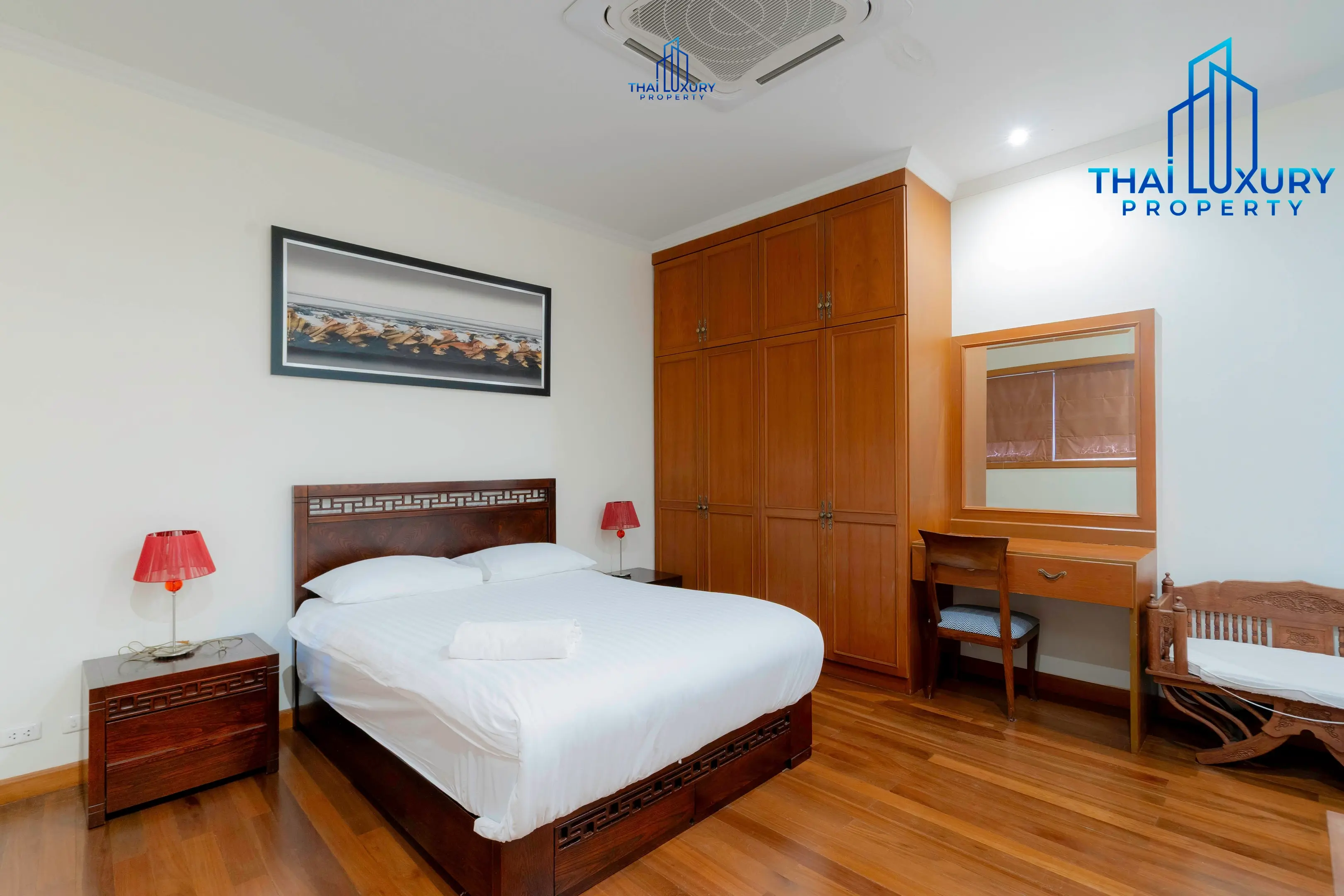Very Large Luxurious 9 Bedrooms Pool Villa at Palm Hills Golf Course Hua Hin – Cha-Am