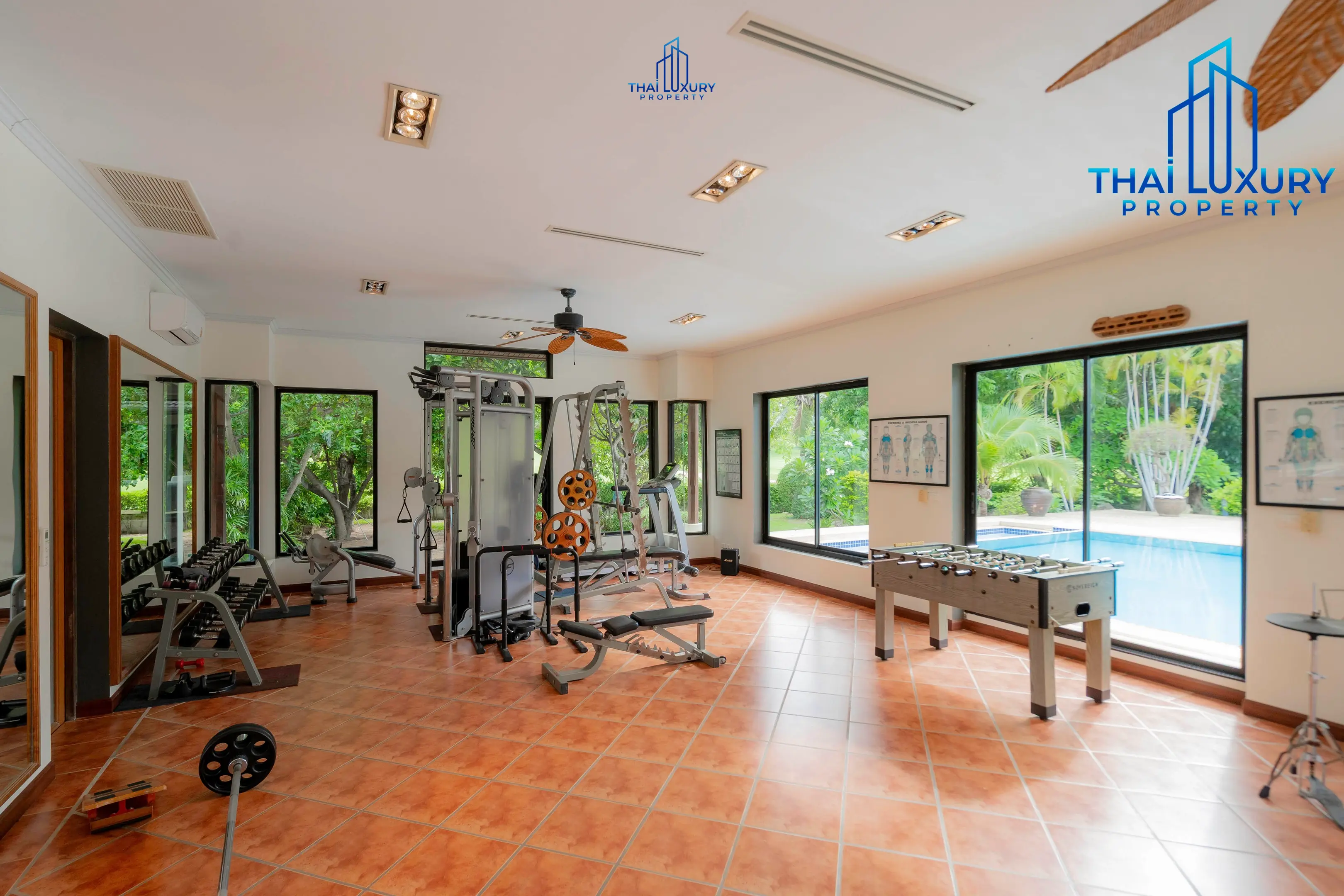 Very Large Luxurious 9 Bedrooms Pool Villa at Palm Hills Golf Course Hua Hin – Cha-Am