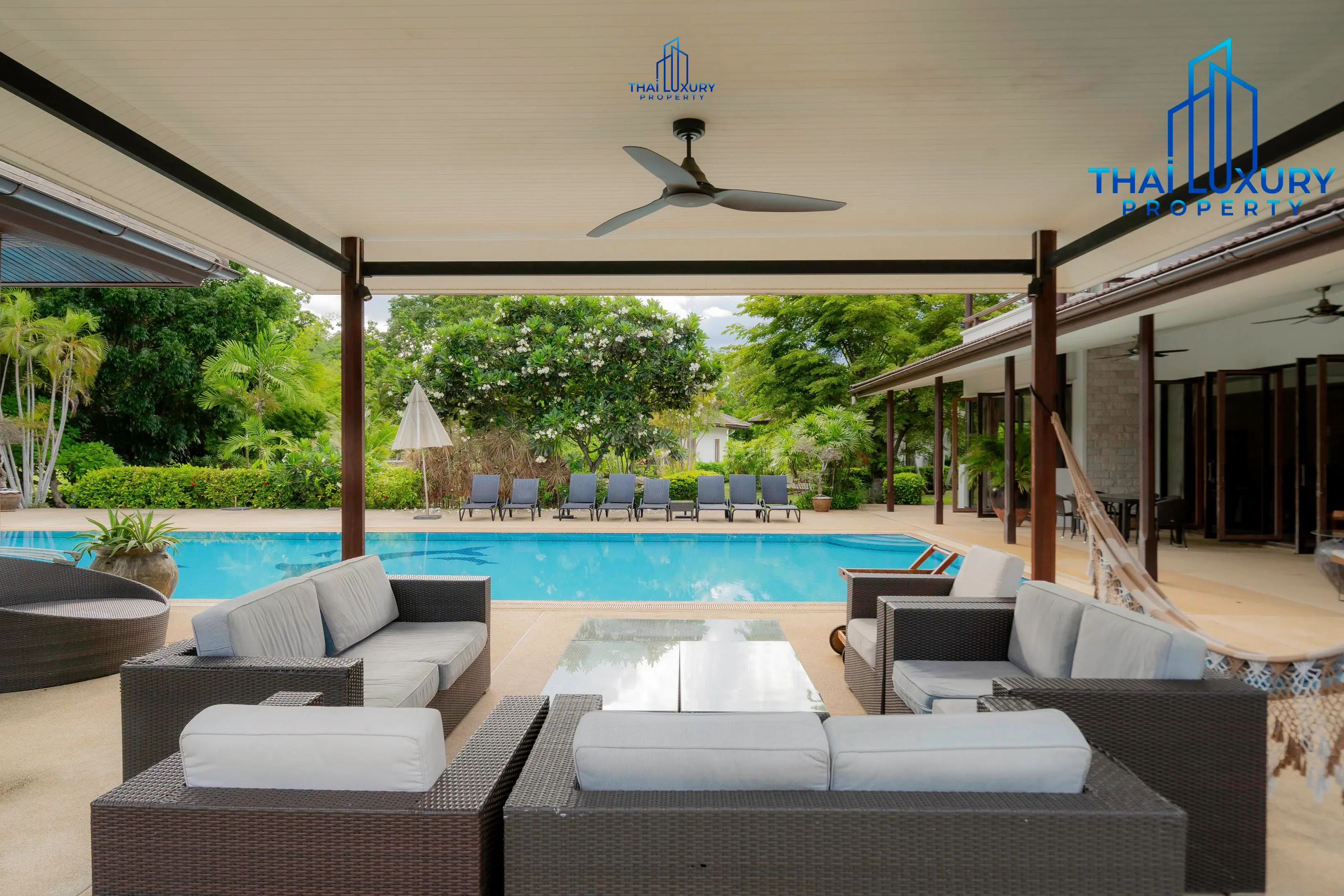 Very Large Luxurious 9 Bedrooms Pool Villa at Palm Hills Golf Course Hua Hin – Cha-Am