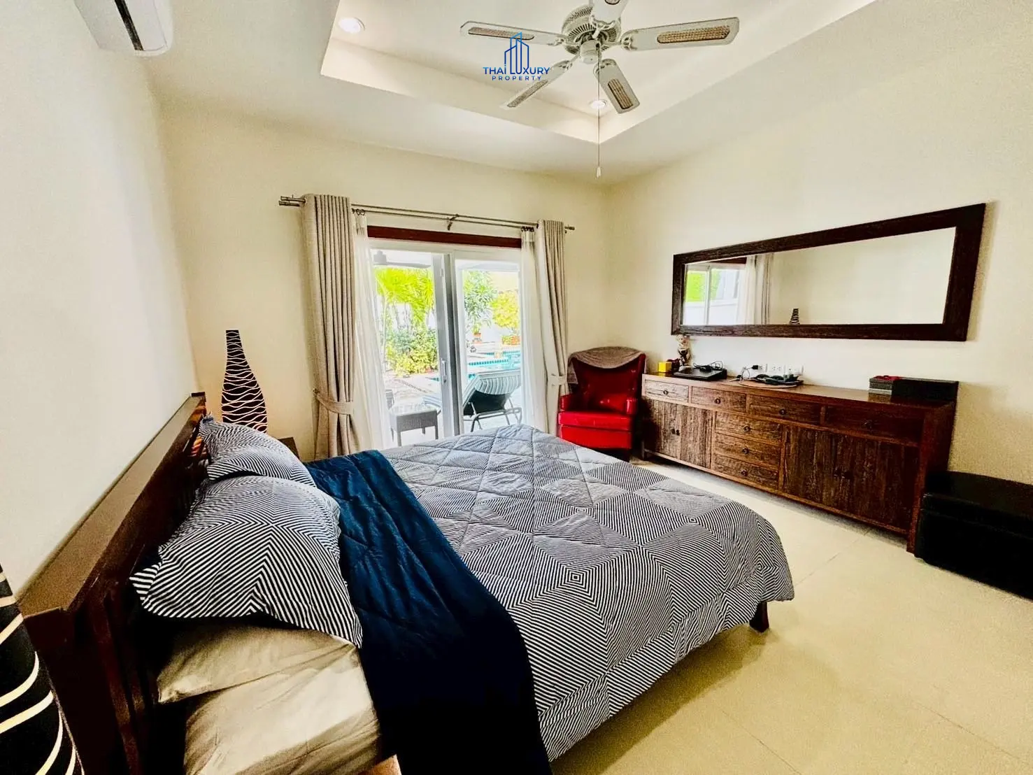 Orchid Palm Residences – Luxury Pool Villa with Jacuzzi in Hua Hin