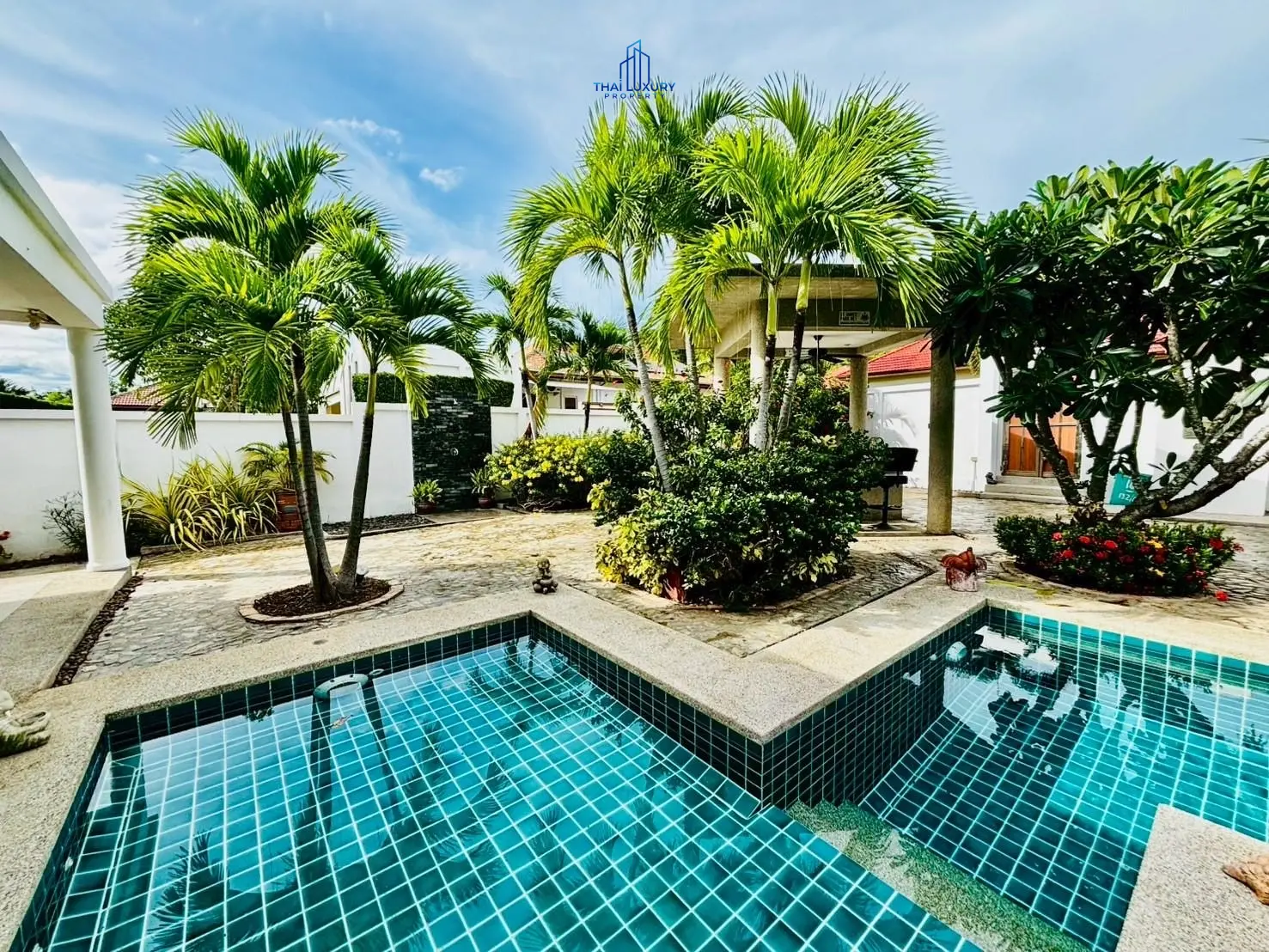 Orchid Palm Residences – Luxury Pool Villa with Jacuzzi in Hua Hin