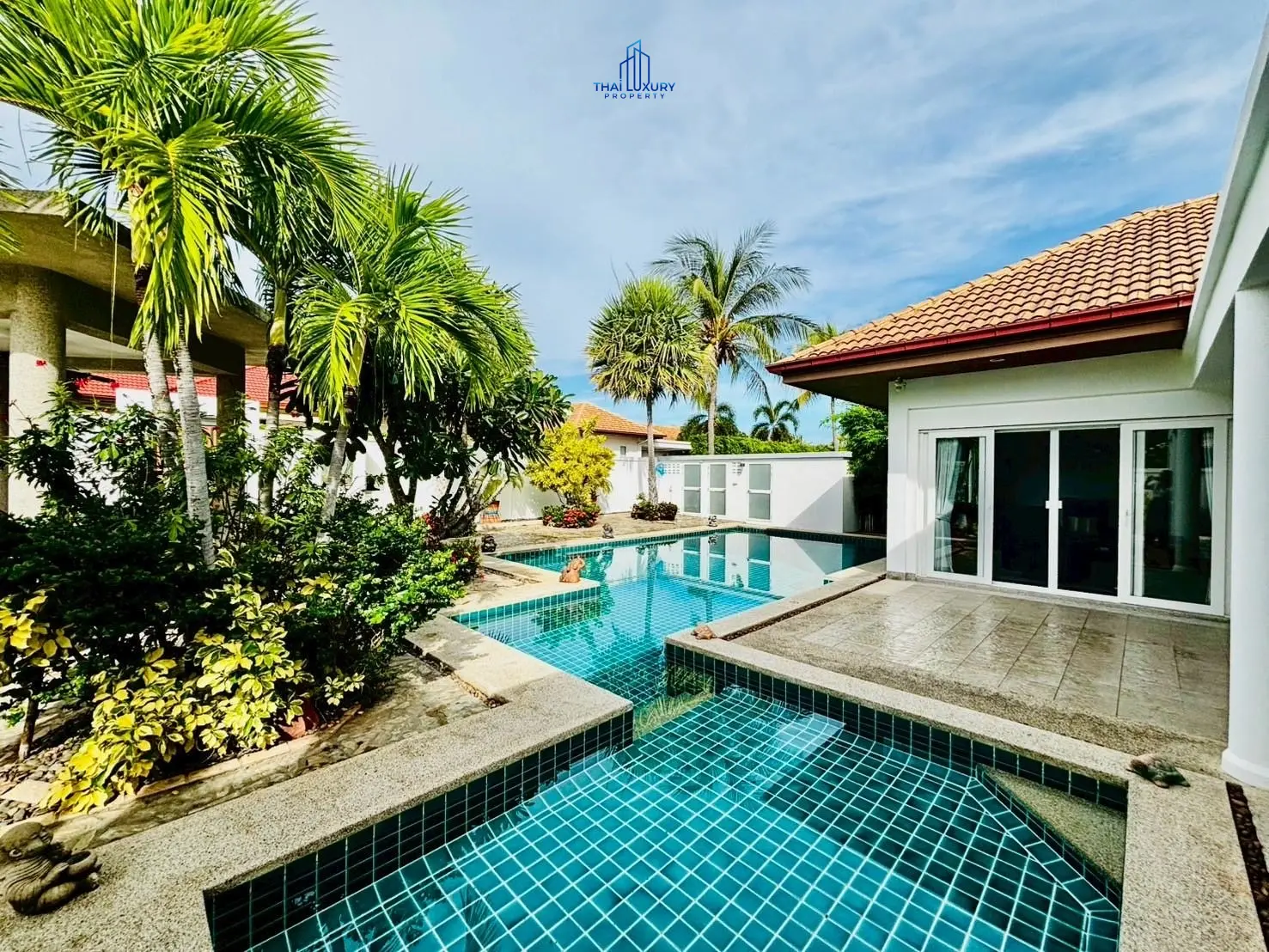 Orchid Palm Residences – Luxury Pool Villa with Jacuzzi in Hua Hin