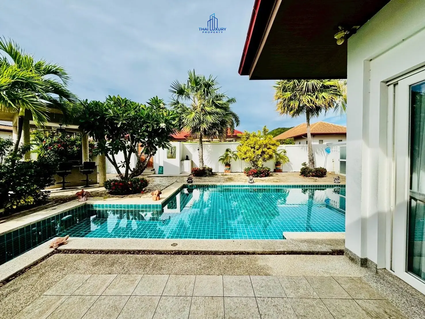 Orchid Palm Residences – Luxury Pool Villa with Jacuzzi in Hua Hin