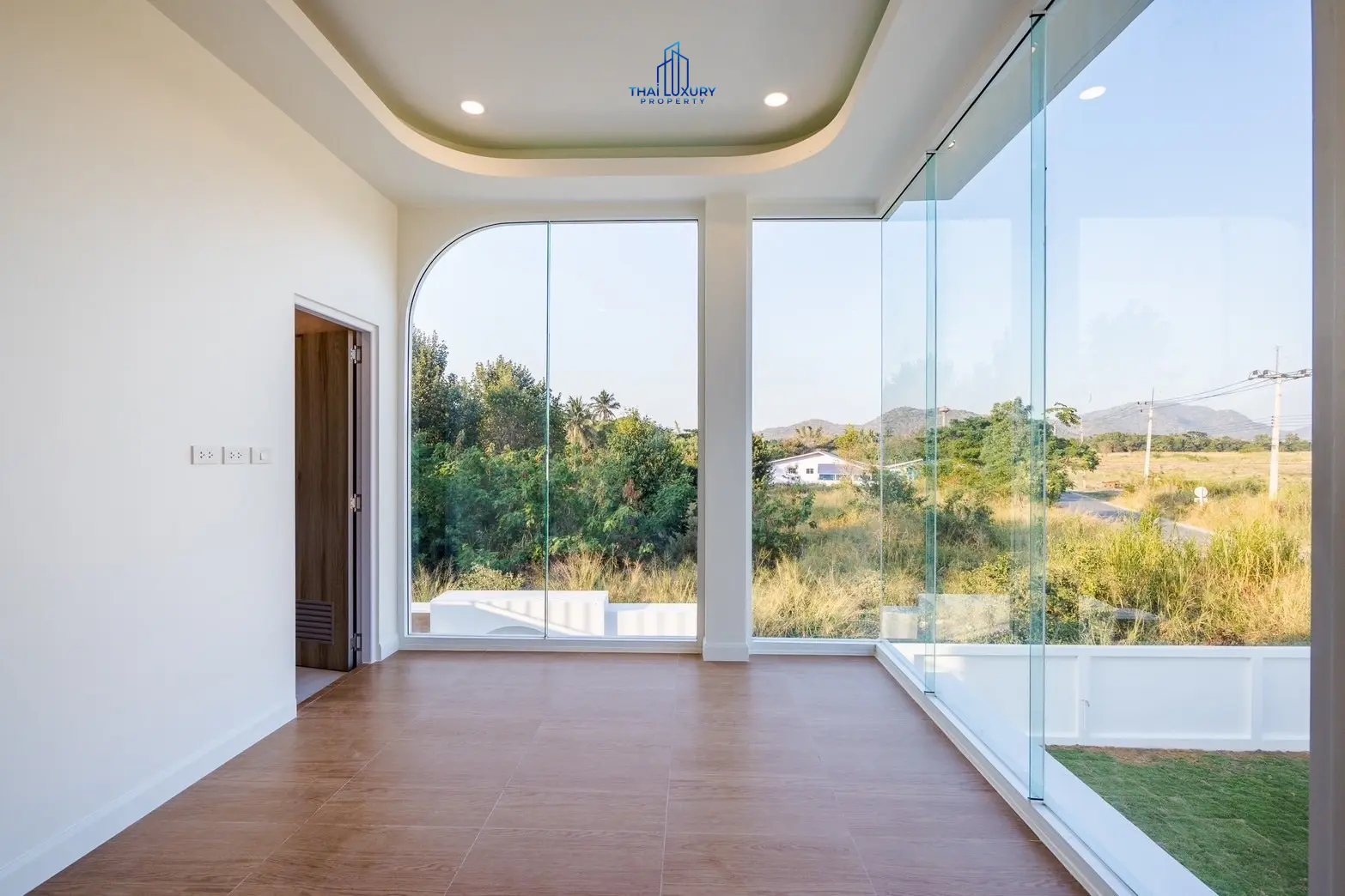2-Storey Detached House with a Large Private Swimming Pool At Arty Perfect Home 2 @ Huahin