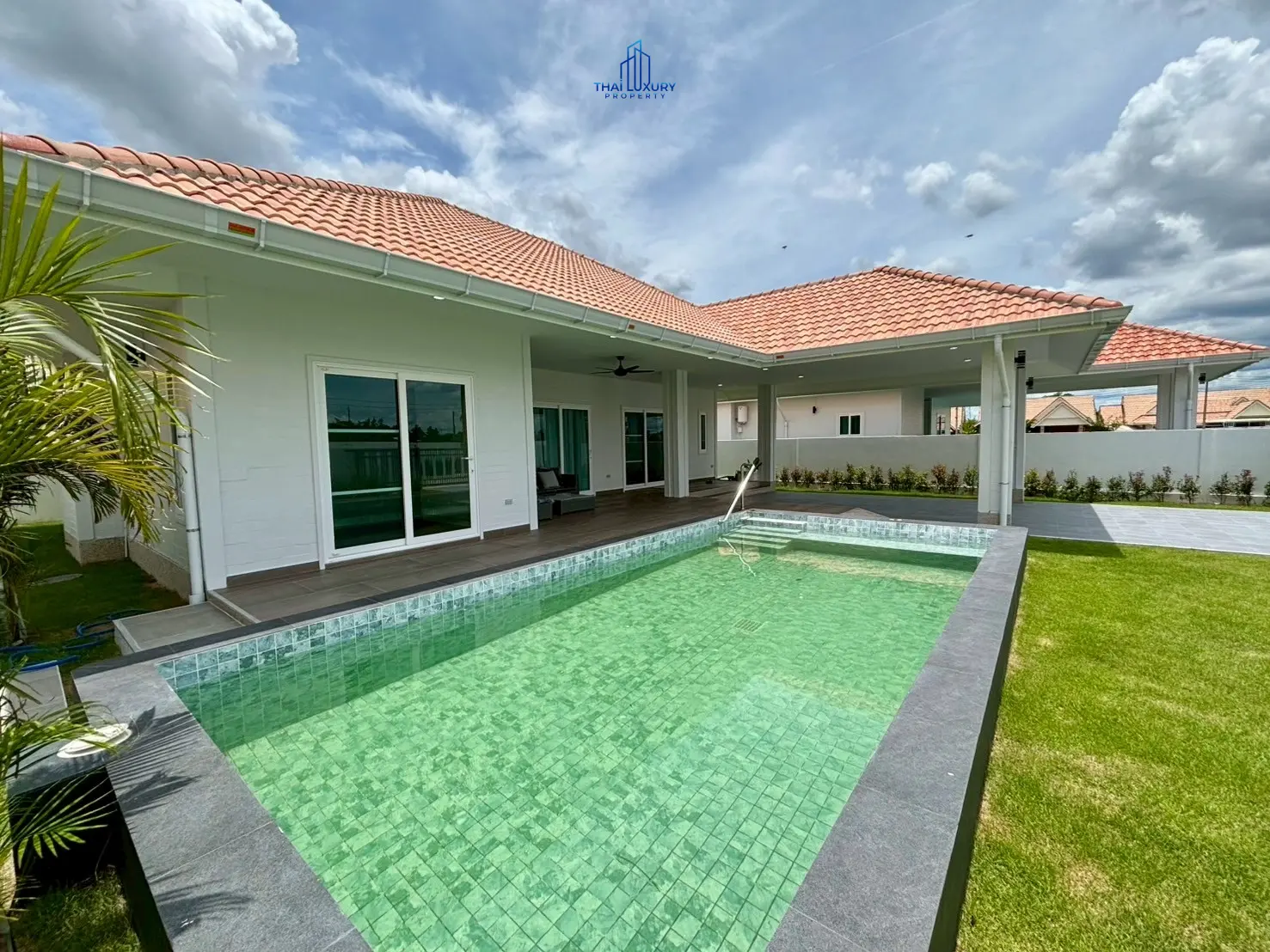 Modern 3 Bedrooms Pool Villa At Dusita Village 2 Hua Hin For Sale