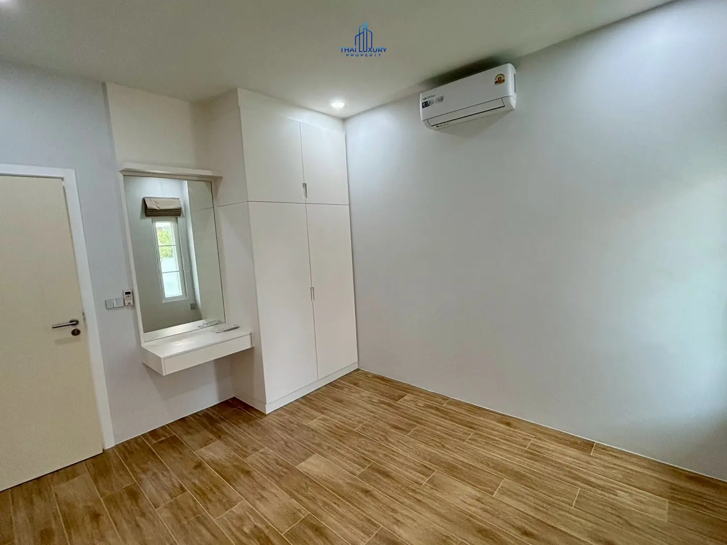 Modern 3 Bedrooms Pool Villa At Dusita Village 2 Hua Hin For Sale
