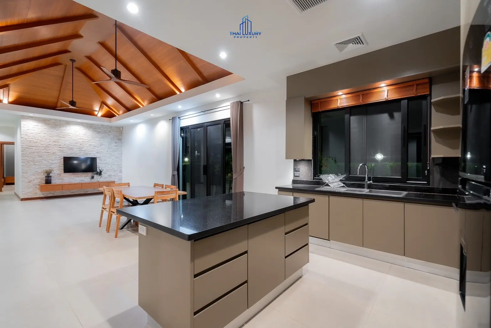 Luxury 3 Bedrooms Private Pool Villa at Hillside Hamlet 8 Hua Hin Soi 112