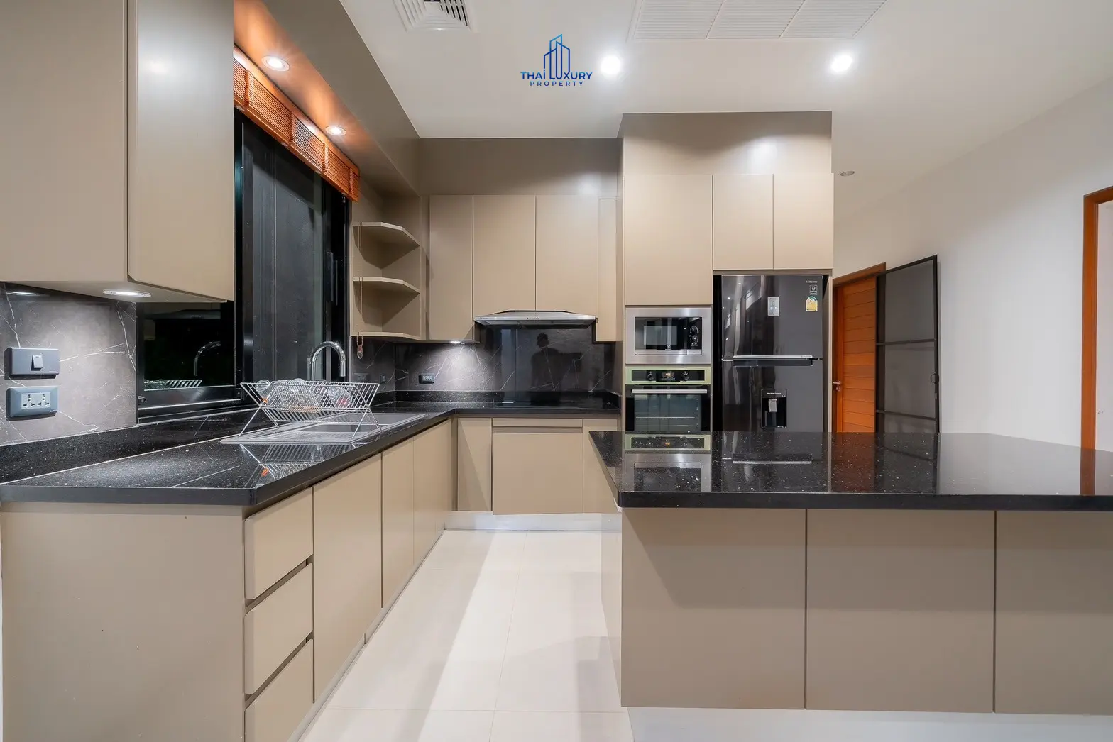 Luxury 3 Bedrooms Private Pool Villa at Hillside Hamlet 8 Hua Hin Soi 112