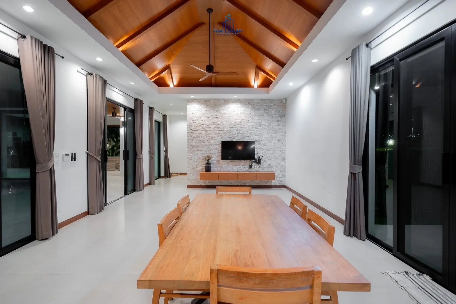 Luxury 3 Bedrooms Private Pool Villa at Hillside Hamlet 8 Hua Hin Soi 112