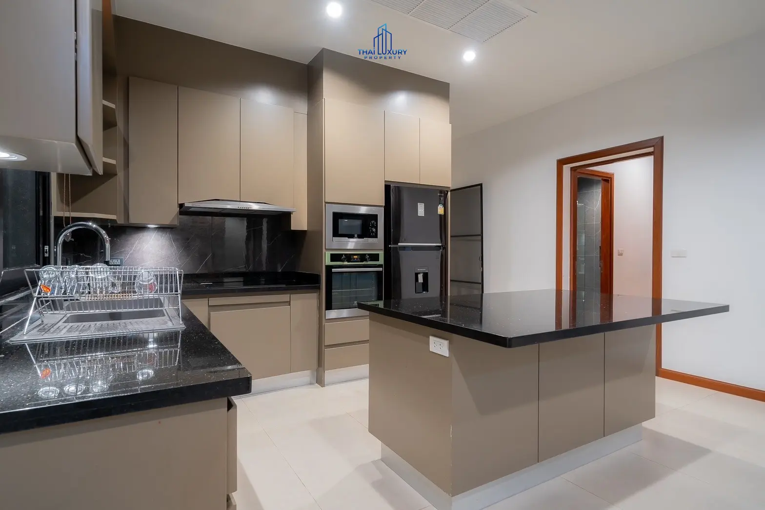 Luxury 3 Bedrooms Private Pool Villa at Hillside Hamlet 8 Hua Hin Soi 112