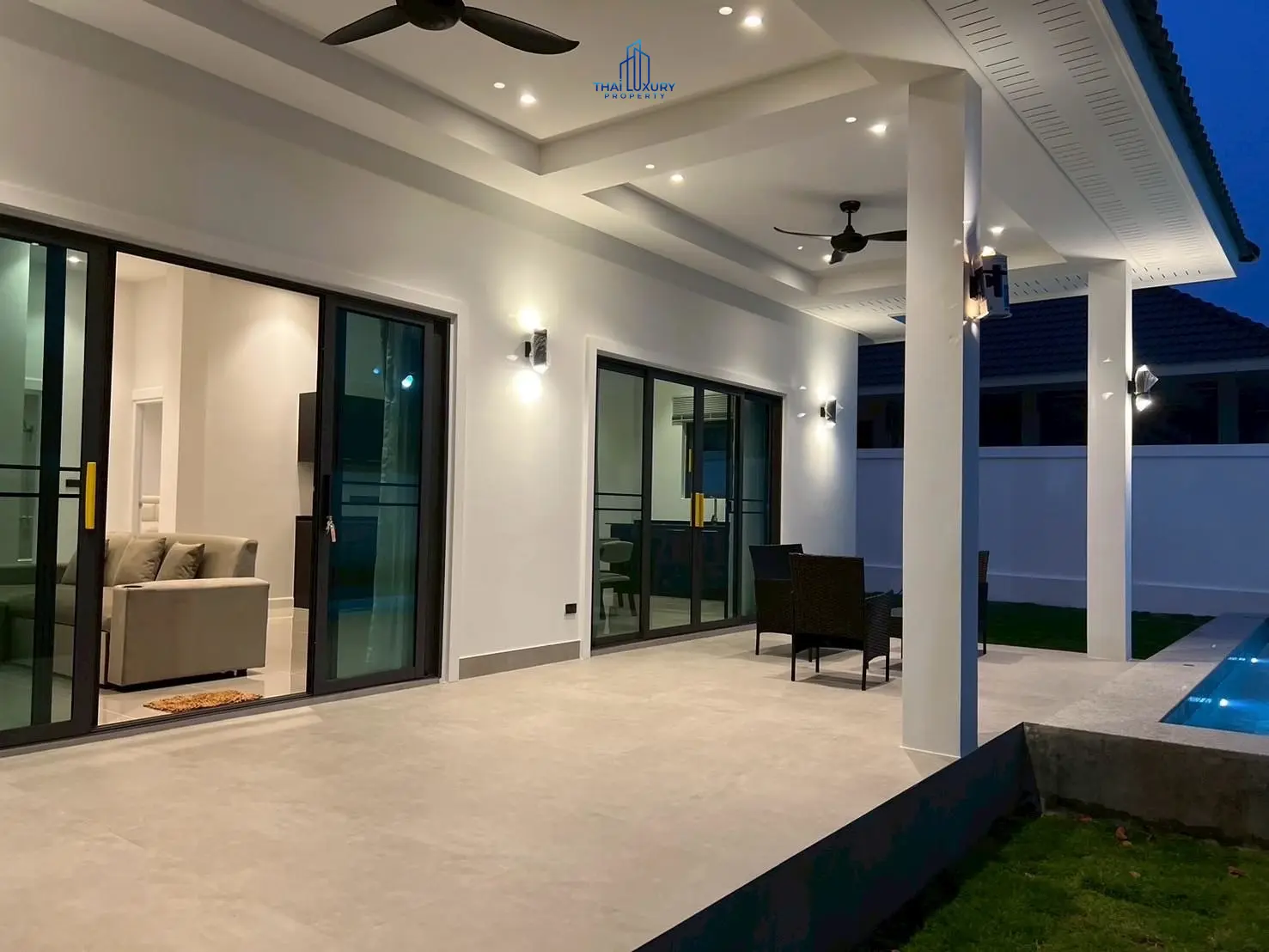 ขายวิลล่าสไตล์โมเดิร์น 3 ห้องนอน พร้อมสระว่ายน้ำ ที่ Pavilion Ville หัวหิน ซอย 70