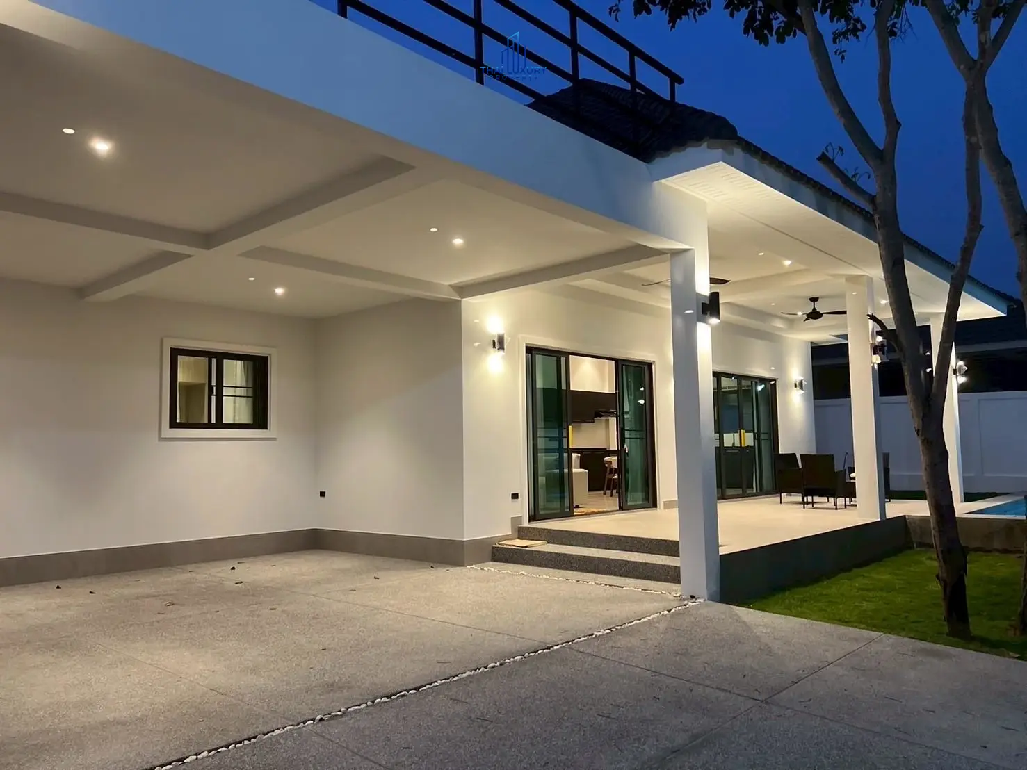 ขายวิลล่าสไตล์โมเดิร์น 3 ห้องนอน พร้อมสระว่ายน้ำ ที่ Pavilion Ville หัวหิน ซอย 70
