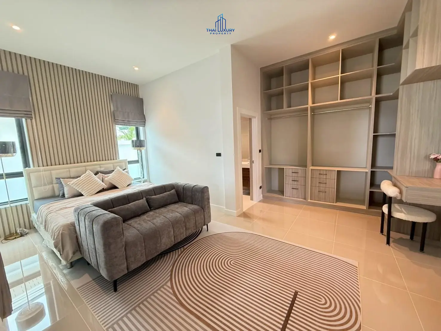 ขายวิลล่าสไตล์โมเดิร์น 3 ห้องนอน พร้อมสระว่ายน้ำ ที่ Pavilion Ville หัวหิน ซอย 70