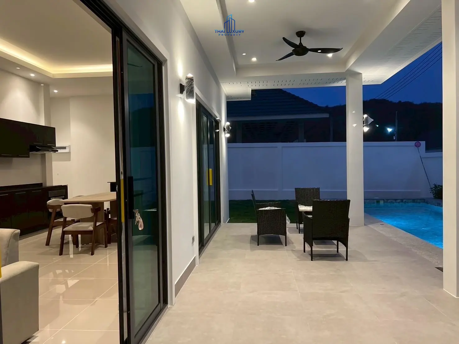 ขายวิลล่าสไตล์โมเดิร์น 3 ห้องนอน พร้อมสระว่ายน้ำ ที่ Pavilion Ville หัวหิน ซอย 70
