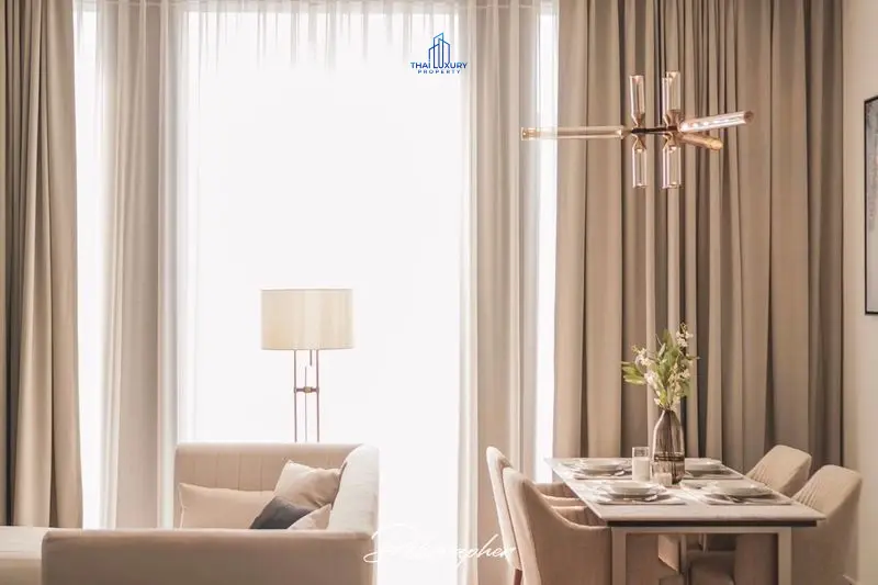 คอนโดมิเนียมหรู 2 ห้องนอน ที่ The Ritz-Carlton Residences Bangkok – สำหรับเช่า