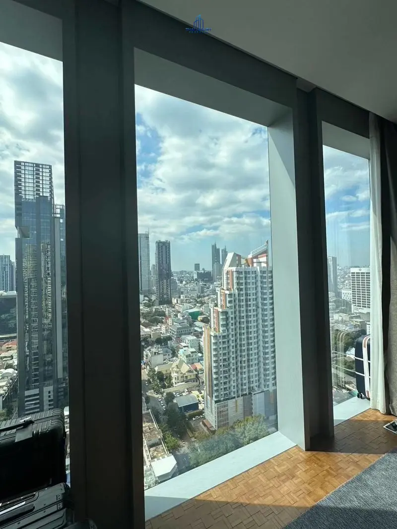 คอนโดมิเนียมหรู 2 ห้องนอน ที่ The Ritz-Carlton Residences Bangkok – สำหรับเช่า