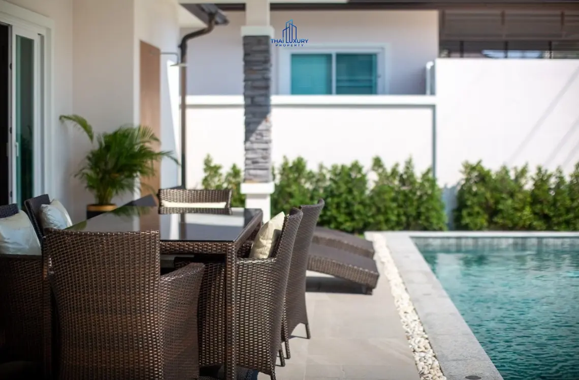 ขายวิลล่าสระว่ายน้ำสไตล์โมเดิร์น ที่ Grand Hills หัวหิน