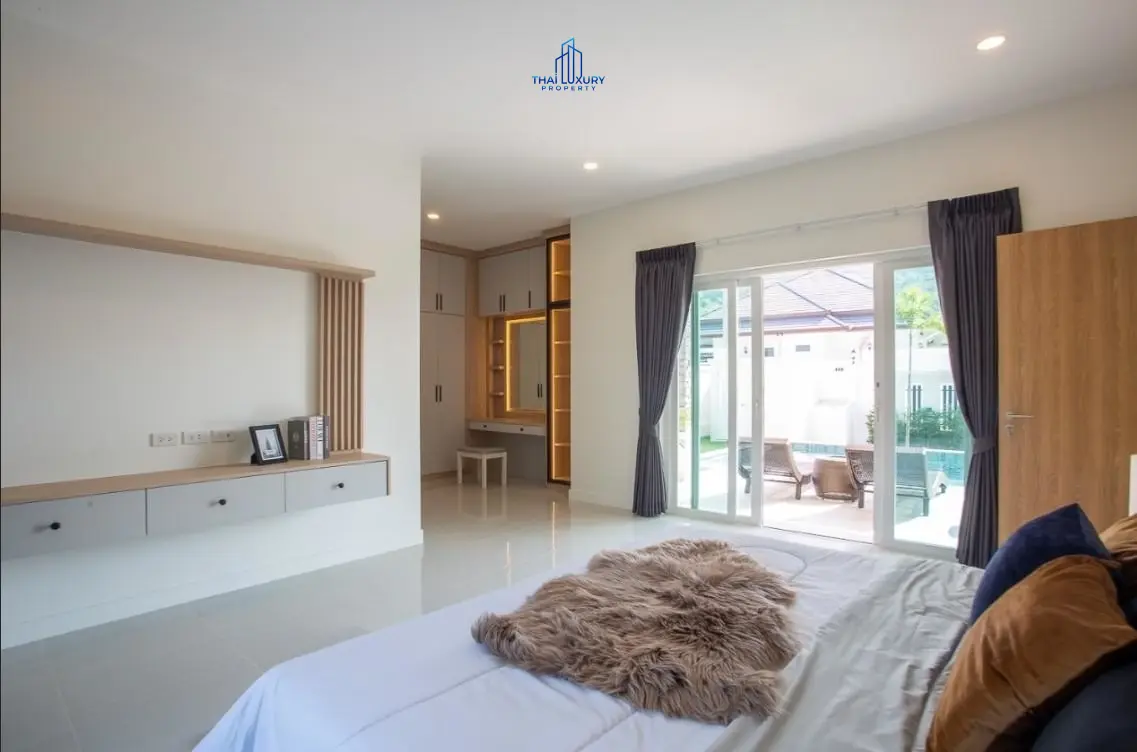 ขายวิลล่าสระว่ายน้ำสไตล์โมเดิร์น ที่ Grand Hills หัวหิน