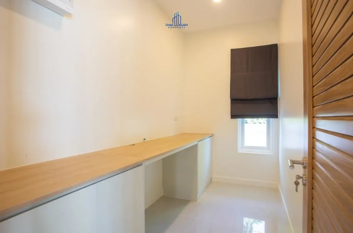 ขายวิลล่าสระว่ายน้ำสไตล์โมเดิร์น ที่ Grand Hills หัวหิน