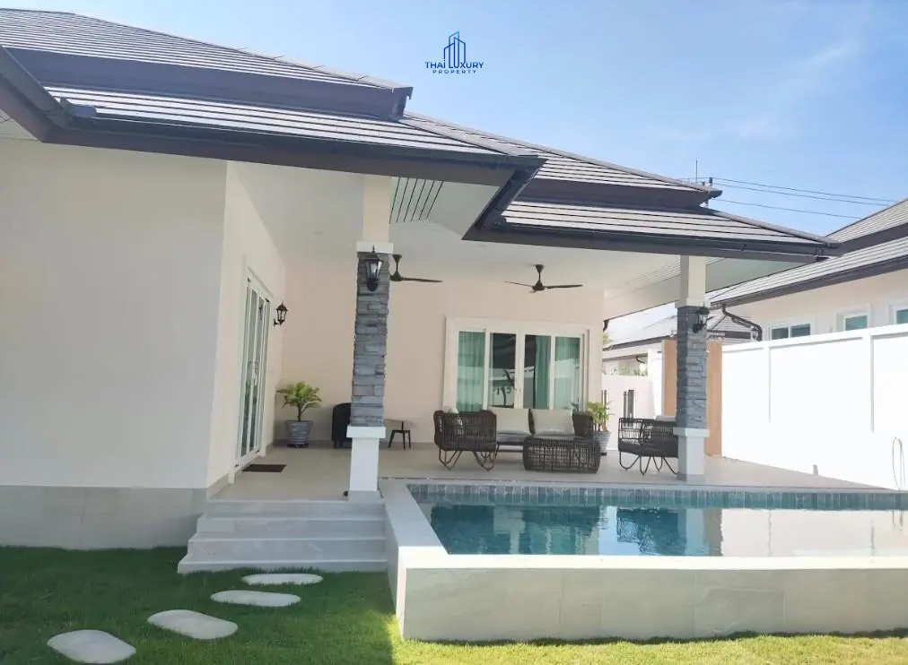 ขายวิลล่าสไตล์โมเดิร์นพร้อมสระว่ายน้ำ ที่ Grand Hills หัวหิน