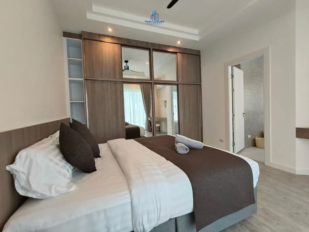 ขายวิลล่าหรู 3 ห้องนอน พร้อมสระว่ายน้ำ ใหม่เอี่ยม ที่ EEDEN LUXE หัวหิน รุ่น Linda 
