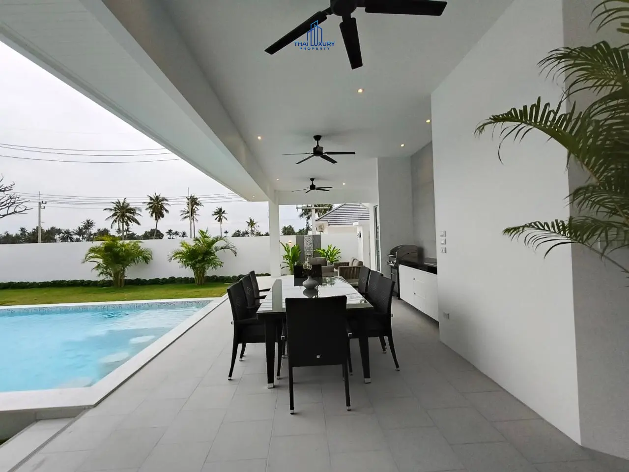 ขายวิลล่าหรู 3 ห้องนอน พร้อมสระว่ายน้ำ ใหม่เอี่ยม ที่ EEDEN LUXE หัวหิน รุ่น Linda 