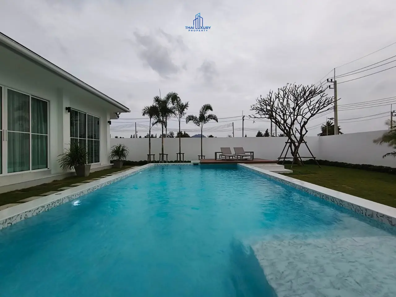 ขายวิลล่าหรู 3 ห้องนอน พร้อมสระว่ายน้ำ ใหม่เอี่ยม ที่ EEDEN LUXE หัวหิน รุ่น Linda 