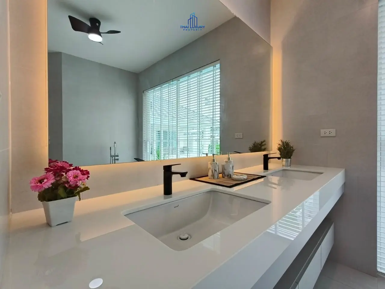 ขายวิลล่าหรู 3 ห้องนอน พร้อมสระว่ายน้ำ ใหม่เอี่ยม ที่ EEDEN LUXE หัวหิน รุ่น Linda 