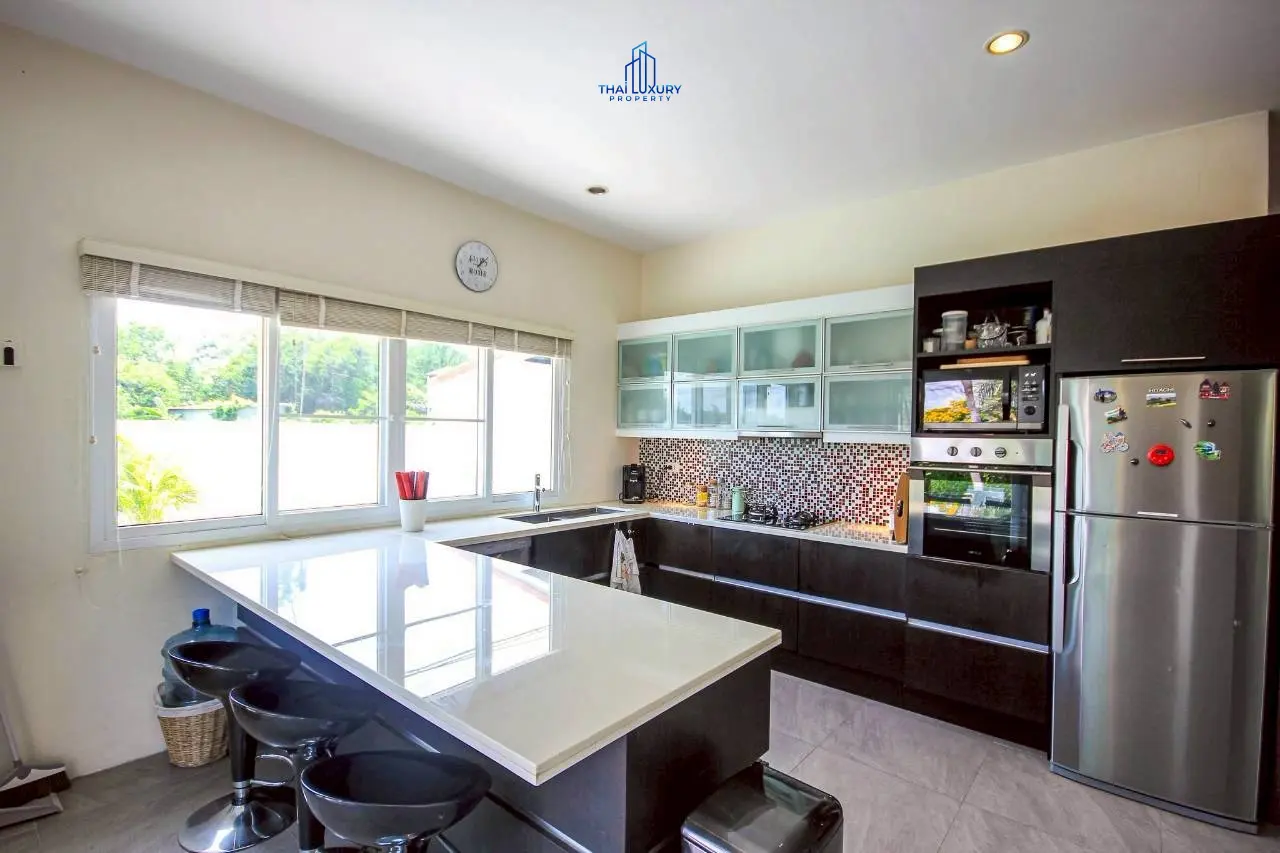 วิลล่าสวย 3 ห้องนอน พร้อมสระว่ายน้ำ ที่ Orchid Paradise Homes หัวหิน ซอย 70