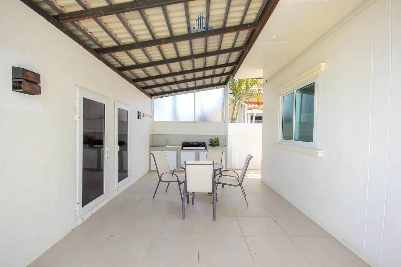 วิลล่าสวย 3 ห้องนอน พร้อมสระว่ายน้ำ ที่ Orchid Paradise Homes หัวหิน ซอย 70