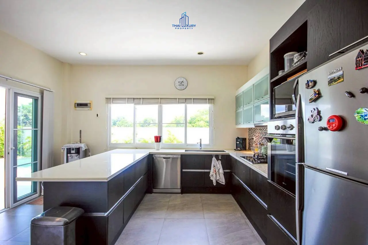 วิลล่าสวย 3 ห้องนอน พร้อมสระว่ายน้ำ ที่ Orchid Paradise Homes หัวหิน ซอย 70