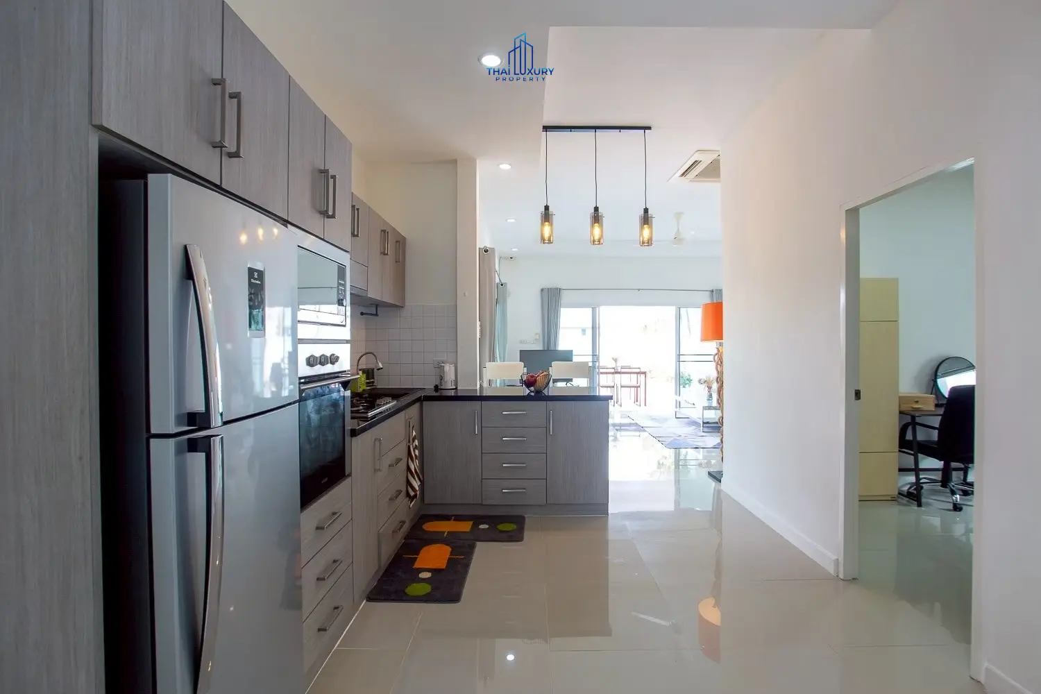ขายวิลล่าสระว่ายน้ำ 4 ห้องนอน สวยงาม ที่ GOLD A หัวหิน