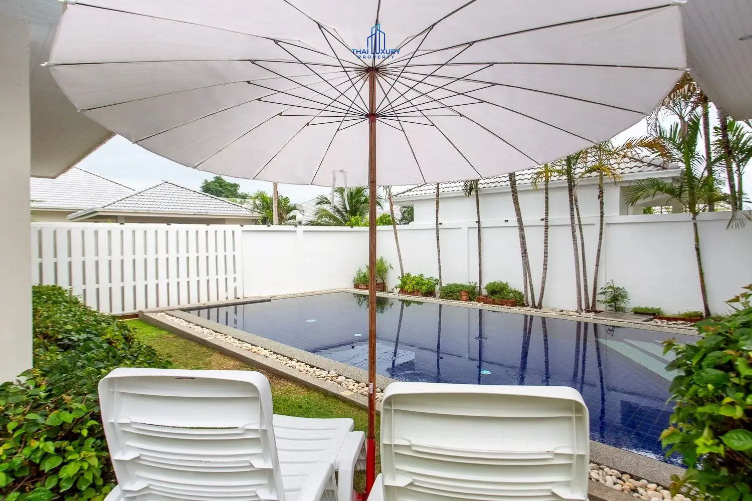 ขายวิลล่าสระว่ายน้ำ 4 ห้องนอน สวยงาม ที่ GOLD A หัวหิน
