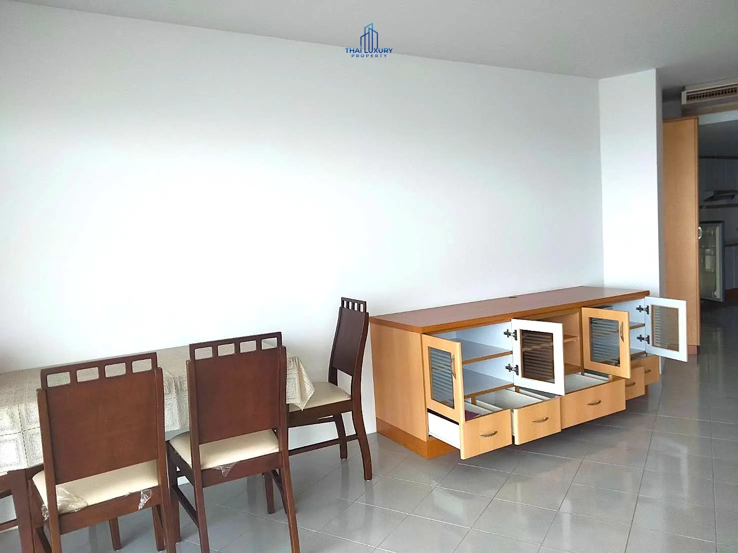 ปล่อยเช่าคอนโดริมทะเล 1 ห้องนอน ที่ Sandy Beach ชะอำ