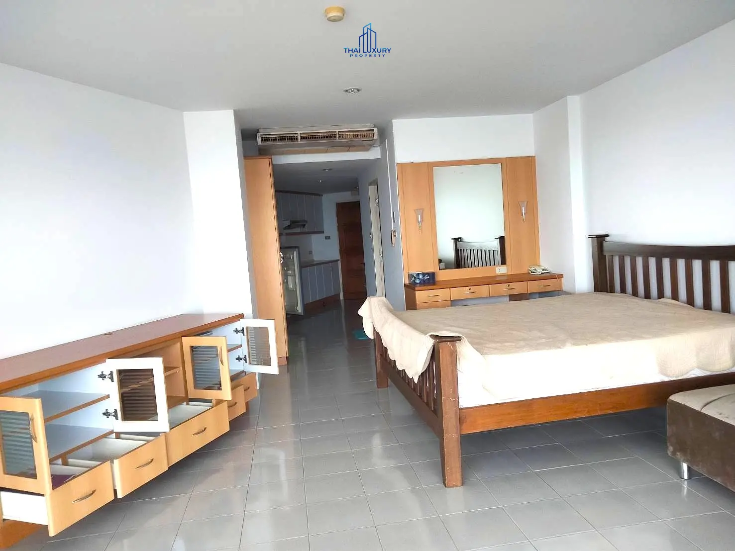 ปล่อยเช่าคอนโดริมทะเล 1 ห้องนอน ที่ Sandy Beach ชะอำ