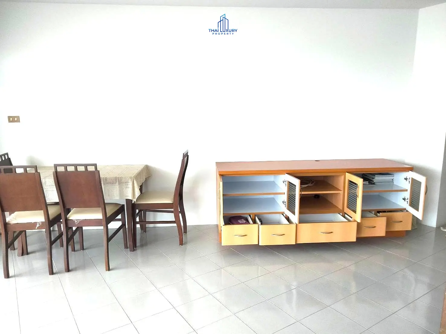 ปล่อยเช่าคอนโดริมทะเล 1 ห้องนอน ที่ Sandy Beach ชะอำ
