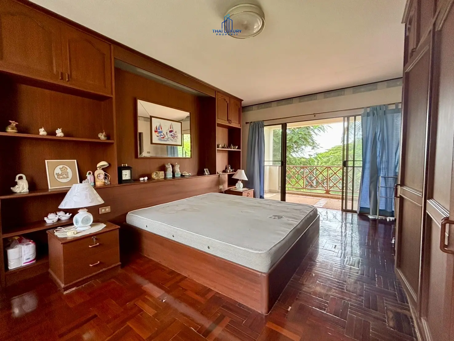 คอนโด 3 ห้องนอนสุดงดงาม พร้อมวิวสนามกอล์ฟ ที่พาล์มฮิลล์ หัวหิน