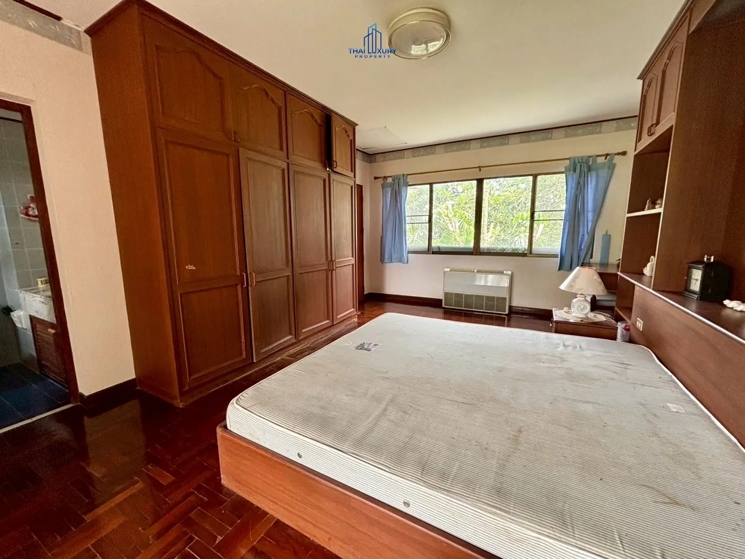 คอนโด 3 ห้องนอนสุดงดงาม พร้อมวิวสนามกอล์ฟ ที่พาล์มฮิลล์ หัวหิน