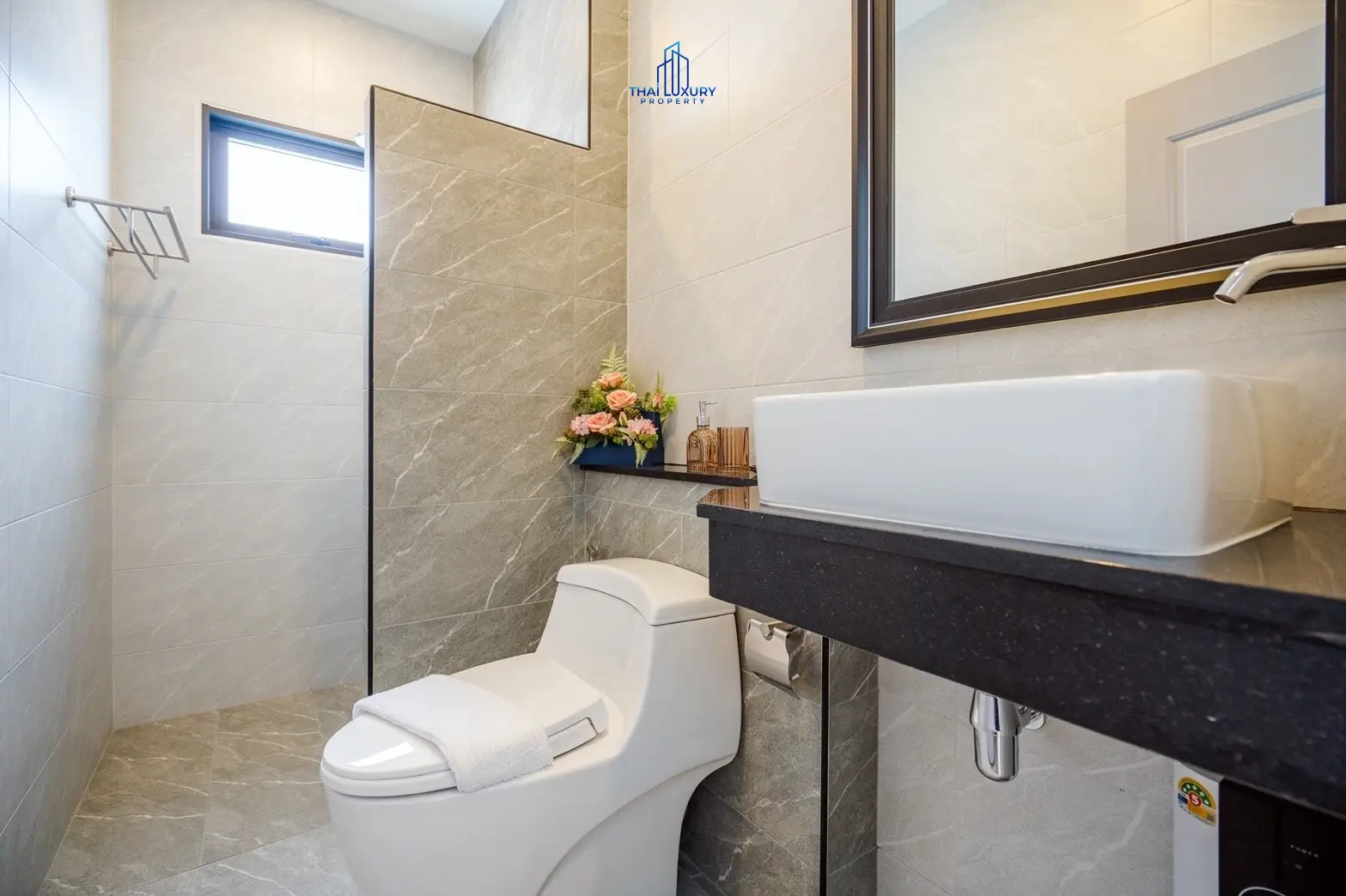 ขายบ้านสไตล์โมเดิร์น 3 ห้องนอน ที่ FullRich Asset หัวหิน–ชะอำ เฟส 9