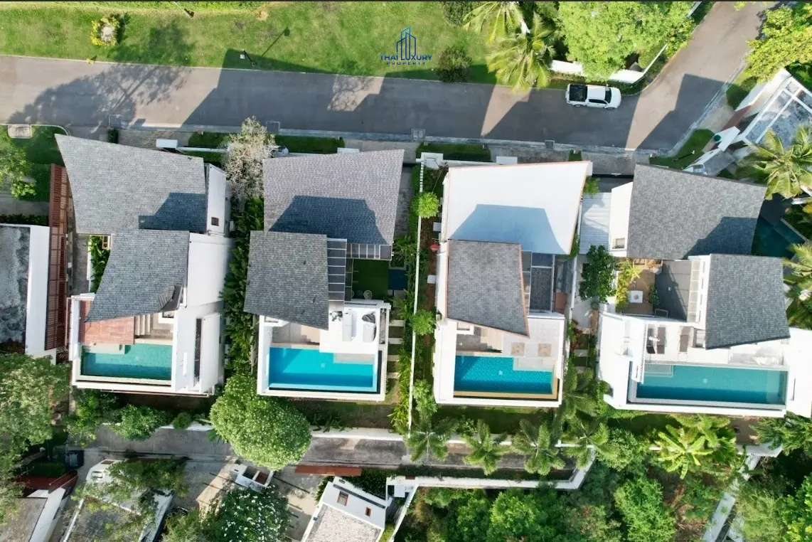 วิลล่าสุดหรู 2 ชั้น สระว่ายน้ำส่วนตัว ติดทะเล ที่ Pran A Luxe ปราณบุรี