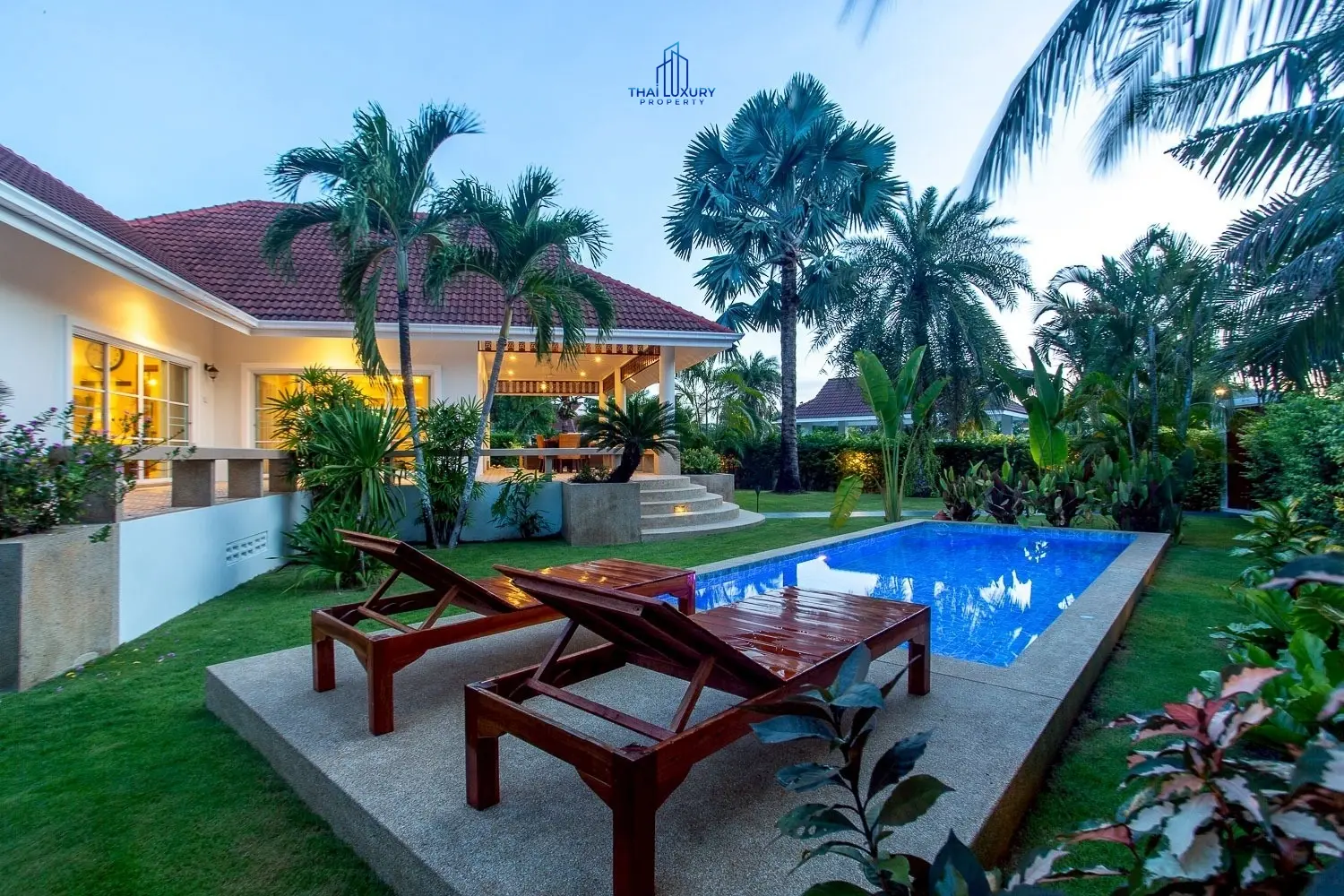 ขายวิลล่าสระว่ายน้ำสุดหรู สไตล์โมเดิร์น ที่ Smart House Valley หัวหิน