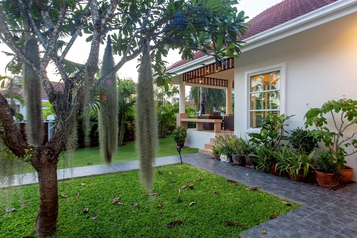 ขายวิลล่าสระว่ายน้ำสุดหรู สไตล์โมเดิร์น ที่ Smart House Valley หัวหิน