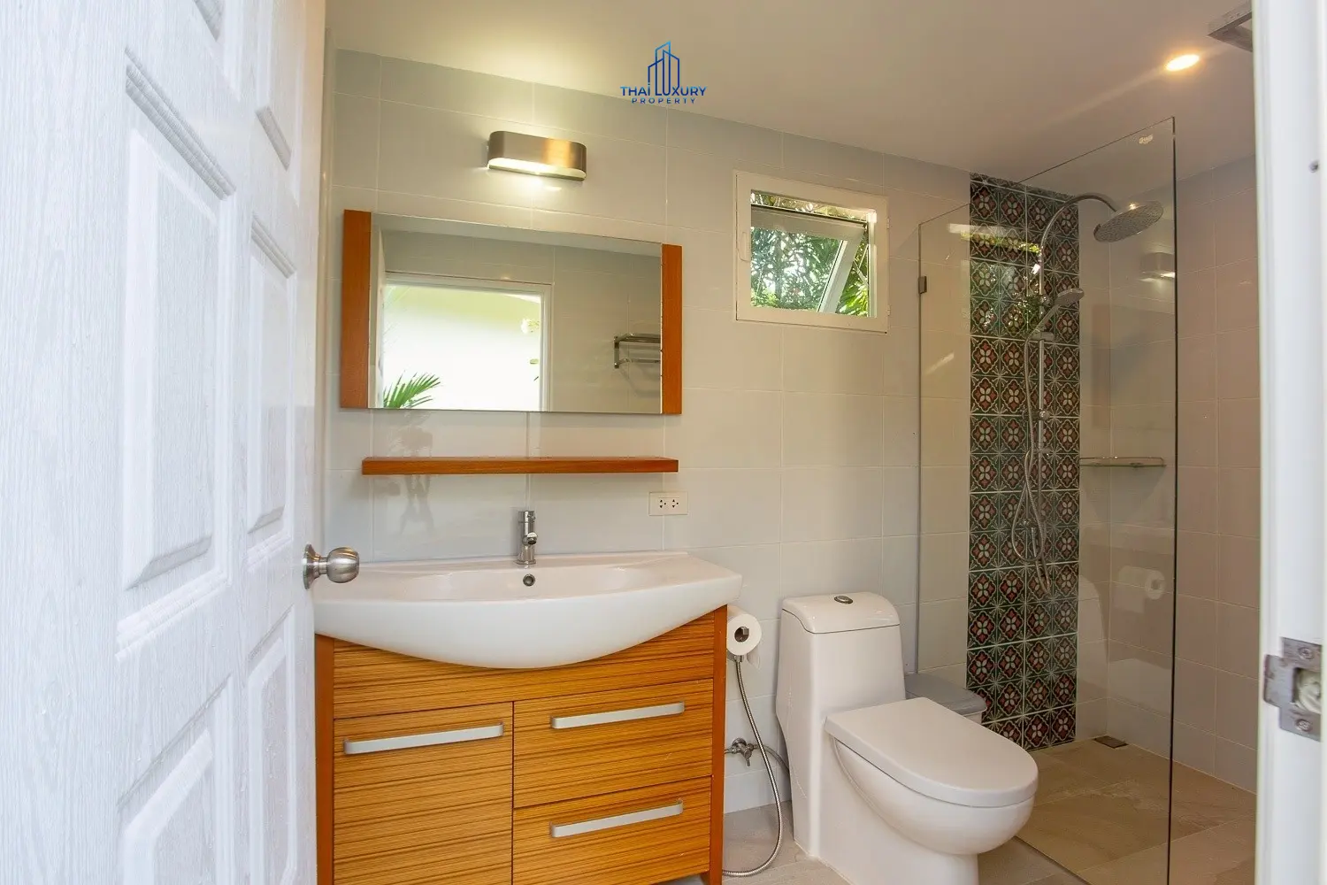 ขายวิลล่าสระว่ายน้ำสุดหรู สไตล์โมเดิร์น ที่ Smart House Valley หัวหิน