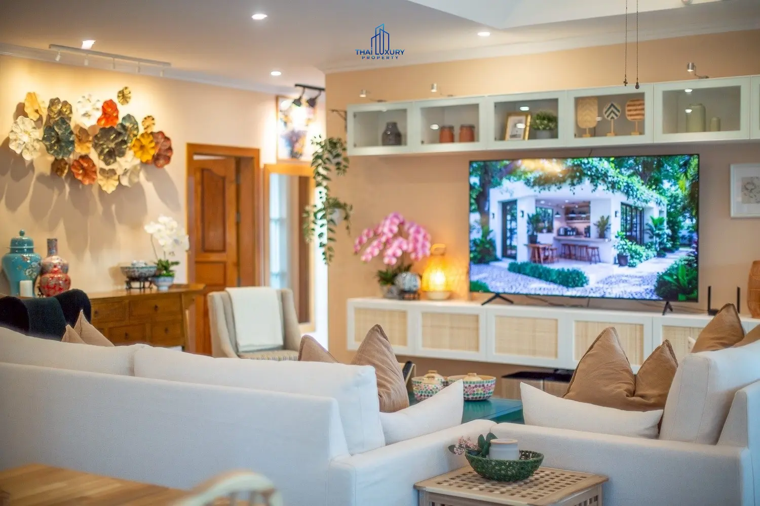 ขายวิลล่าสระว่ายน้ำสุดหรู สไตล์โมเดิร์น ที่ Smart House Valley หัวหิน