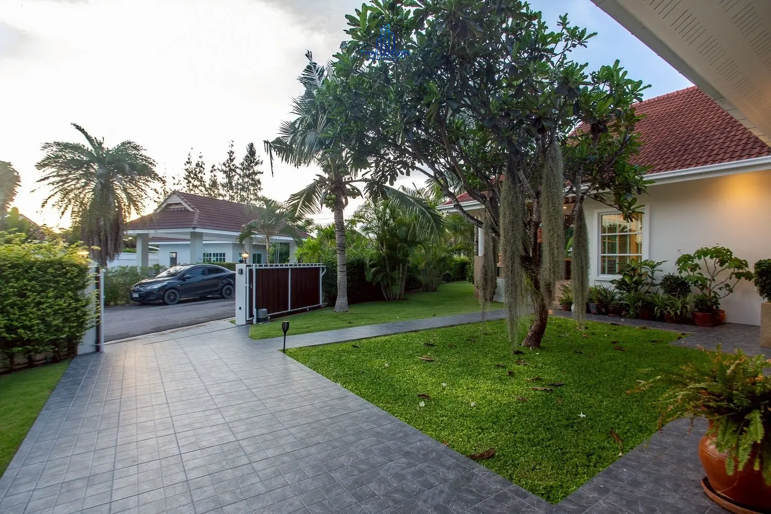 ขายวิลล่าสระว่ายน้ำสุดหรู สไตล์โมเดิร์น ที่ Smart House Valley หัวหิน