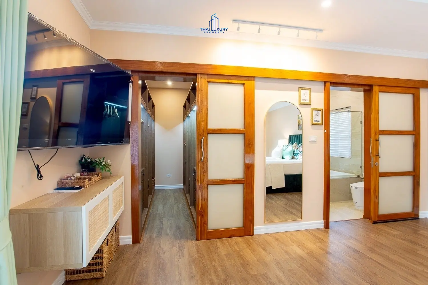 ขายวิลล่าสระว่ายน้ำสุดหรู สไตล์โมเดิร์น ที่ Smart House Valley หัวหิน