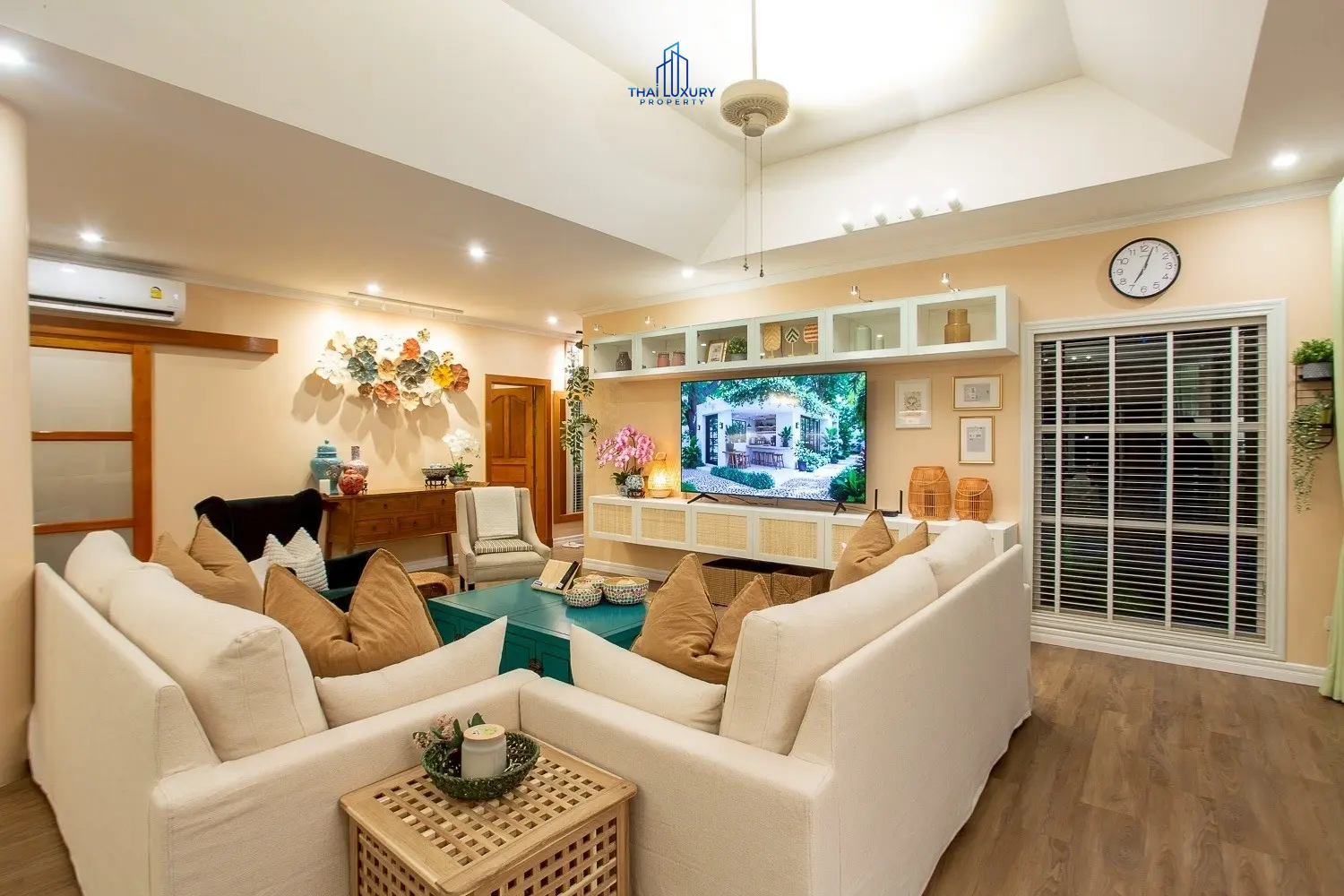 ขายวิลล่าสระว่ายน้ำสุดหรู สไตล์โมเดิร์น ที่ Smart House Valley หัวหิน