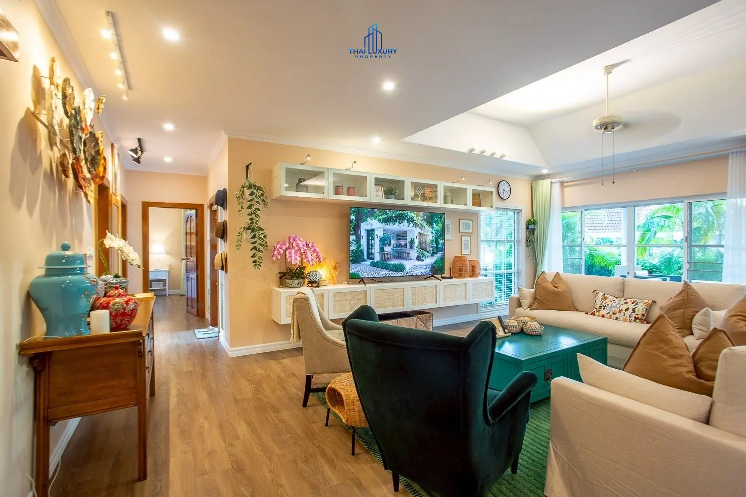ขายวิลล่าสระว่ายน้ำสุดหรู สไตล์โมเดิร์น ที่ Smart House Valley หัวหิน